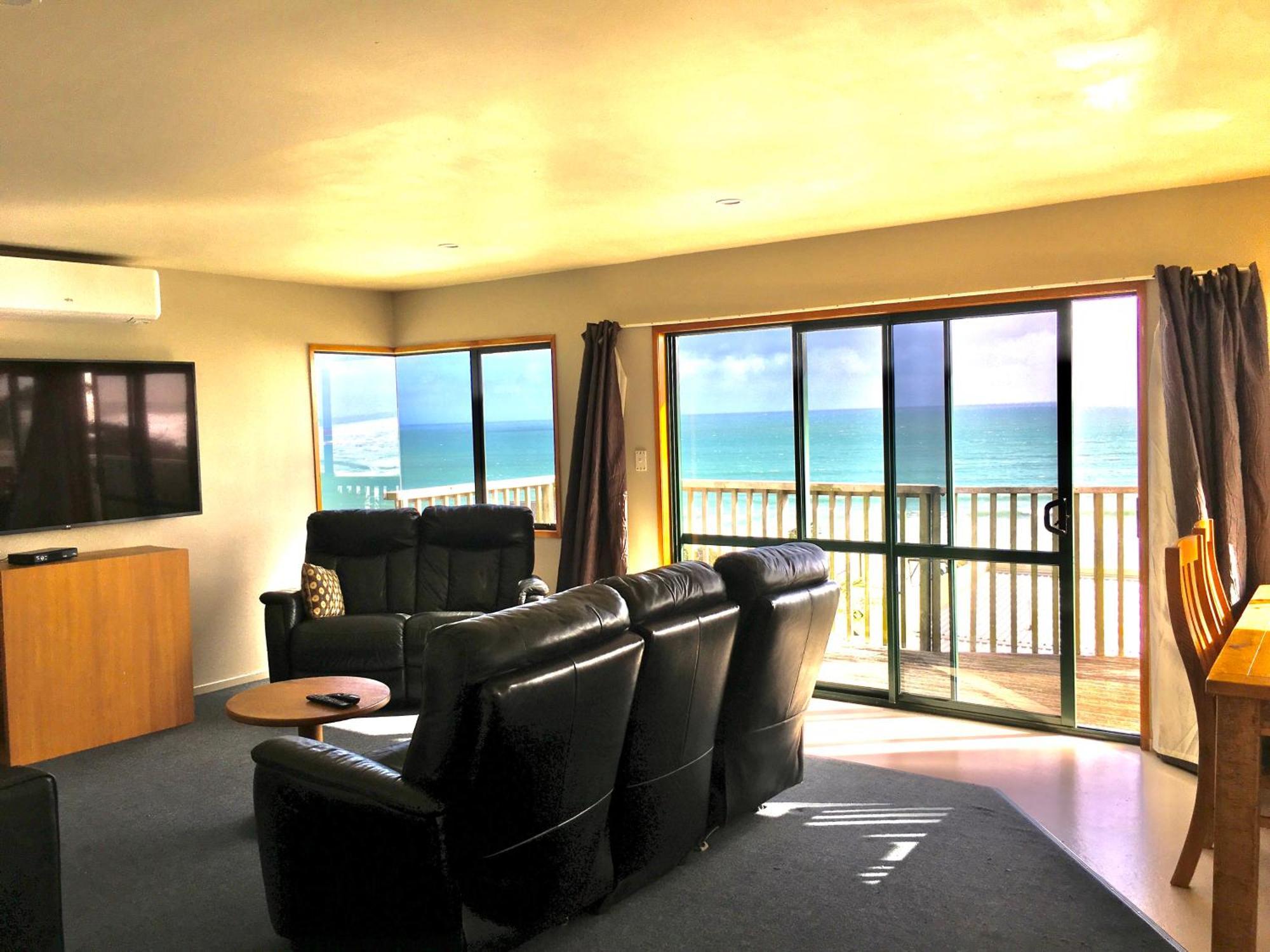 90 Mile Paradise Ahipara Exterior photo